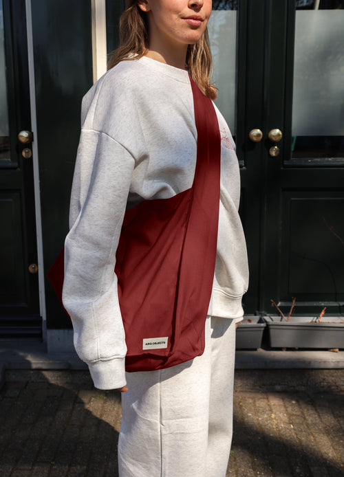 The Sherpa wide strap Crossbody Bag Burgundy