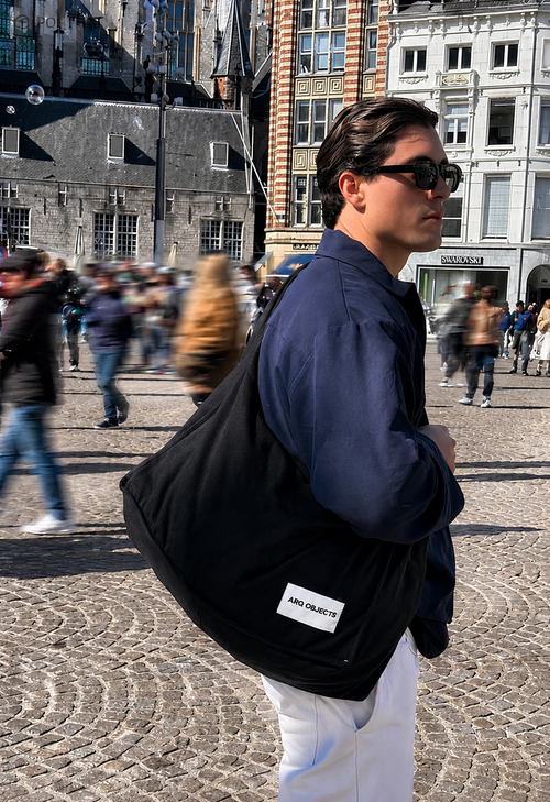 ARQ Crossbody — Black